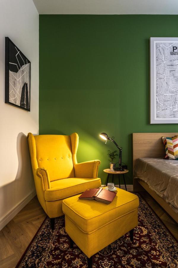 Apartment M15 *